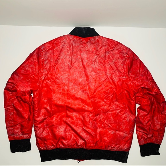 Red Jacket - Picture 3 of 7